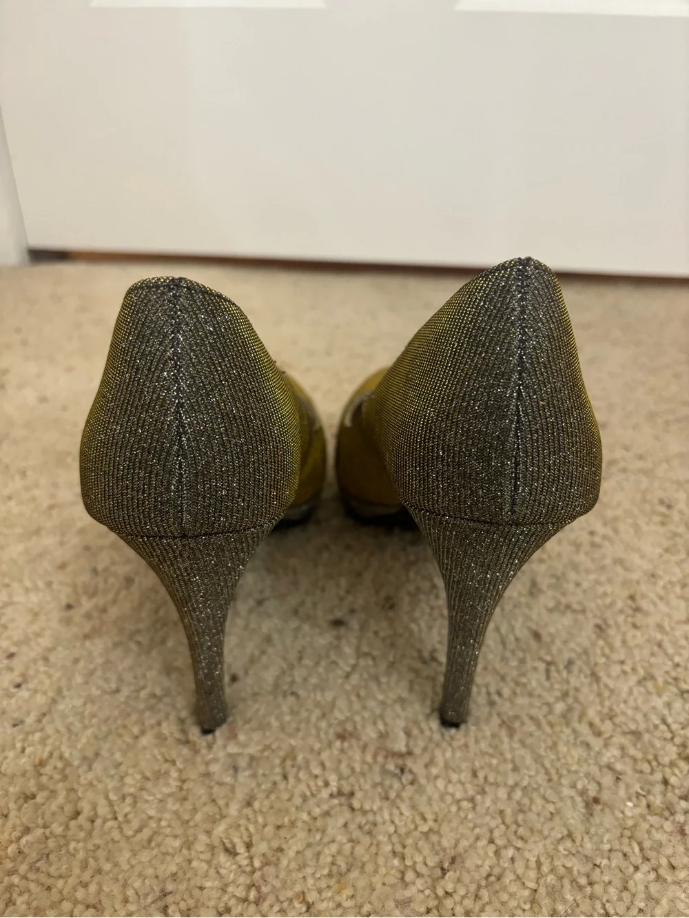Sparkly High Heel Pumps